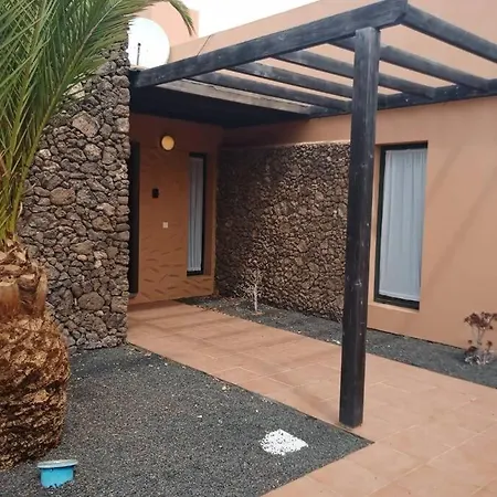 Anahi Homes-villa Diamond Corralejo